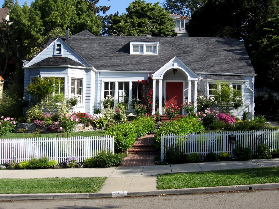 Top Landscaping Tips for Property Owners