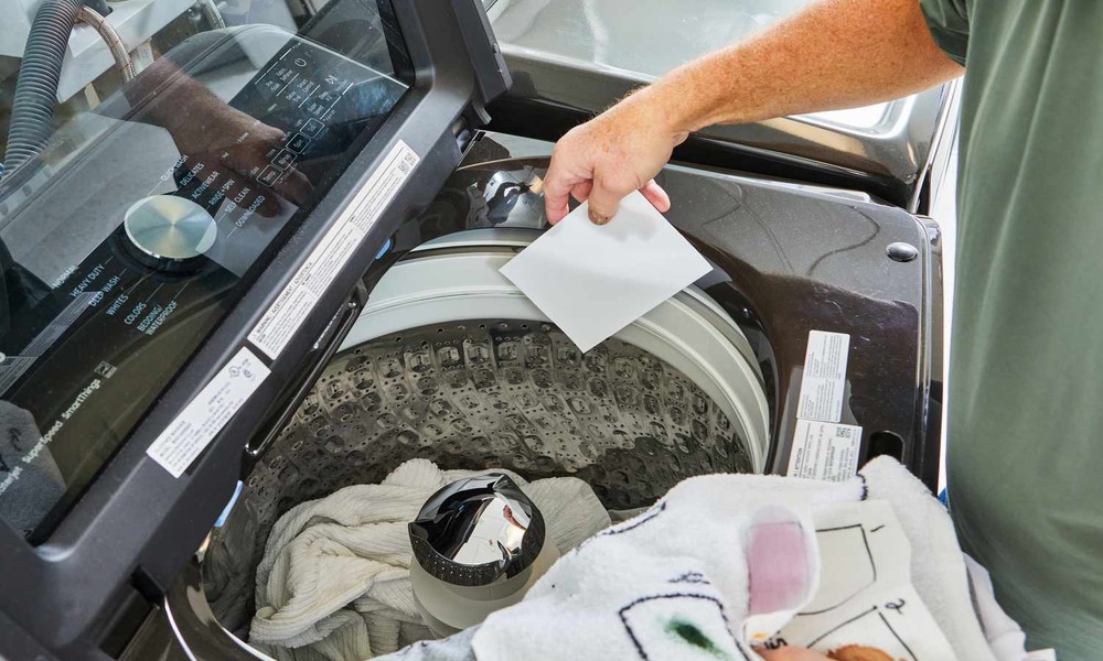 Why Fragrance Technology Matters in the Best Smelling Laundry Detergent