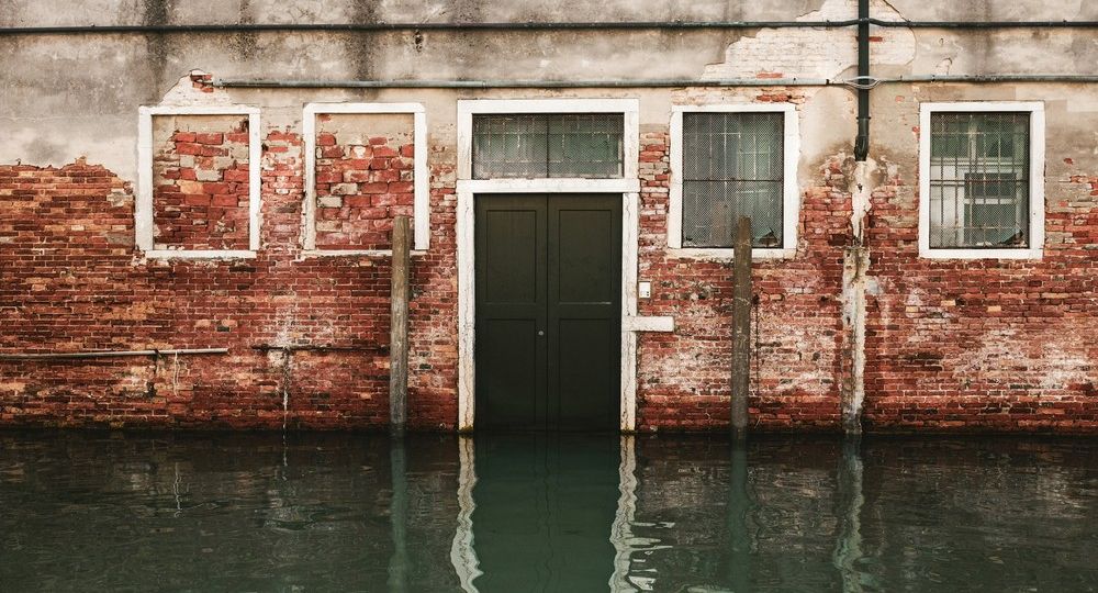 how_to_protect_your_property_from_serious_water-re_32484097_featured